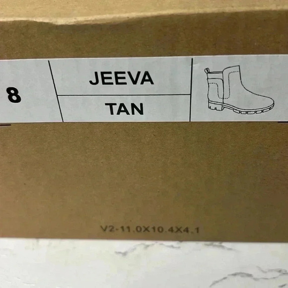 Journee Collection Womens Jeeva Tru Comfort Foam Inside Zip Block Heel Booties 8 - Picture 10 of 10